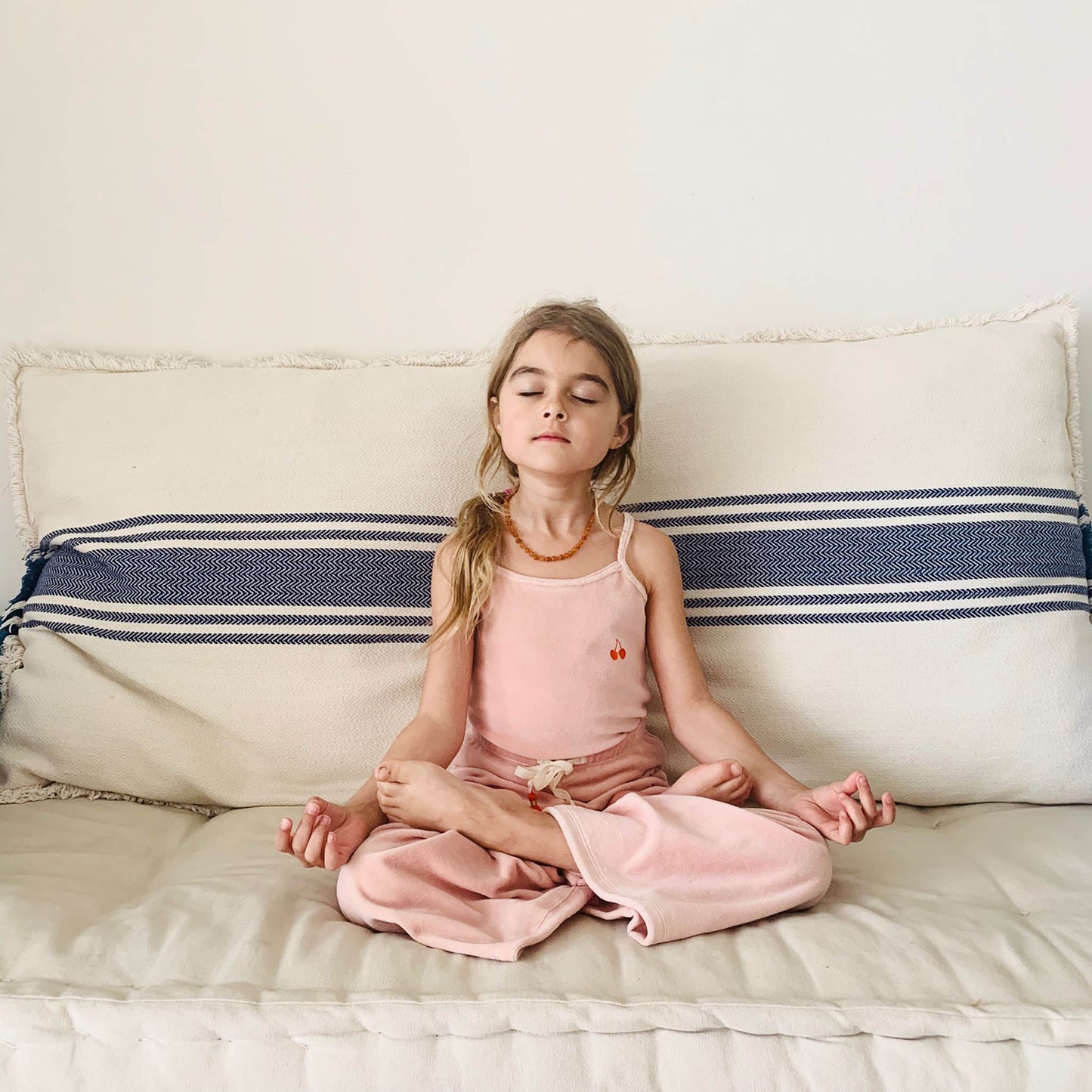 organic cotton velour tank top - orange cherry print / blush